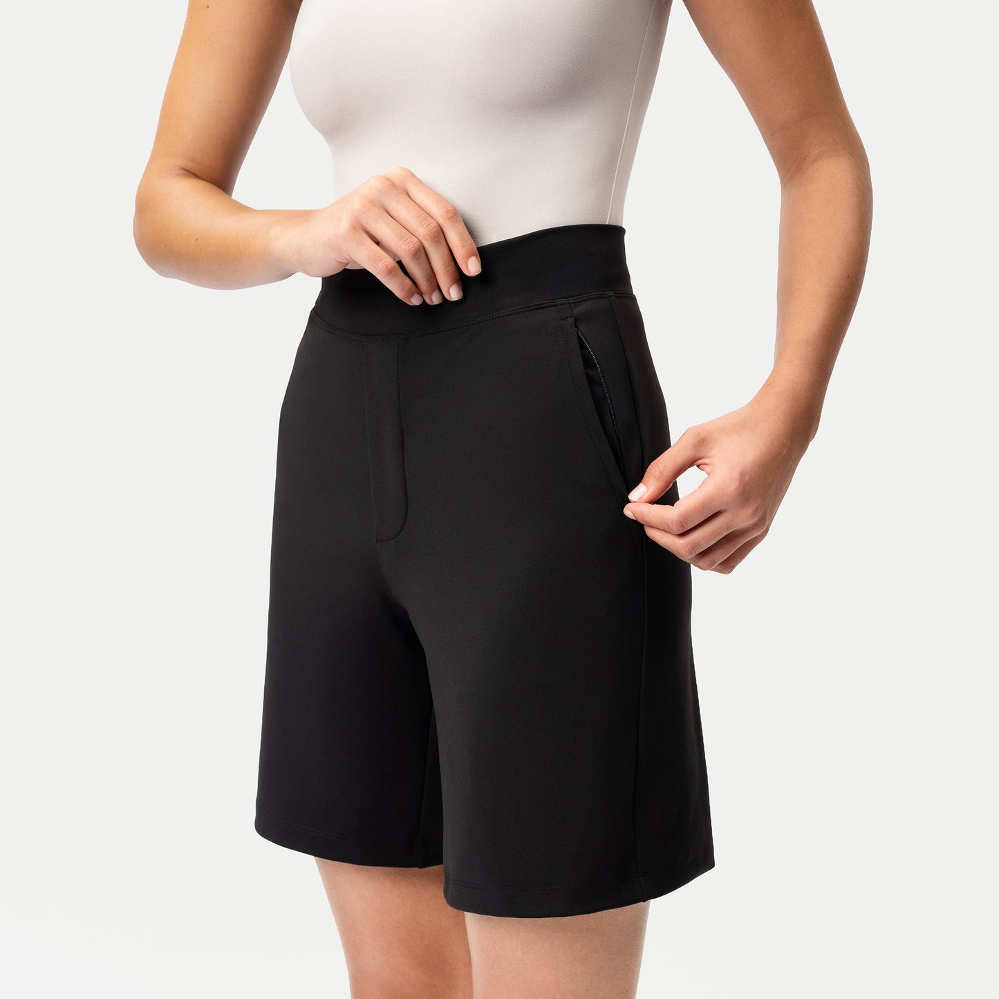 Asana Shorts