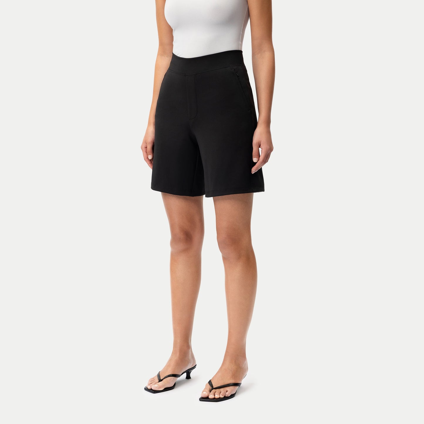 Asana Shorts