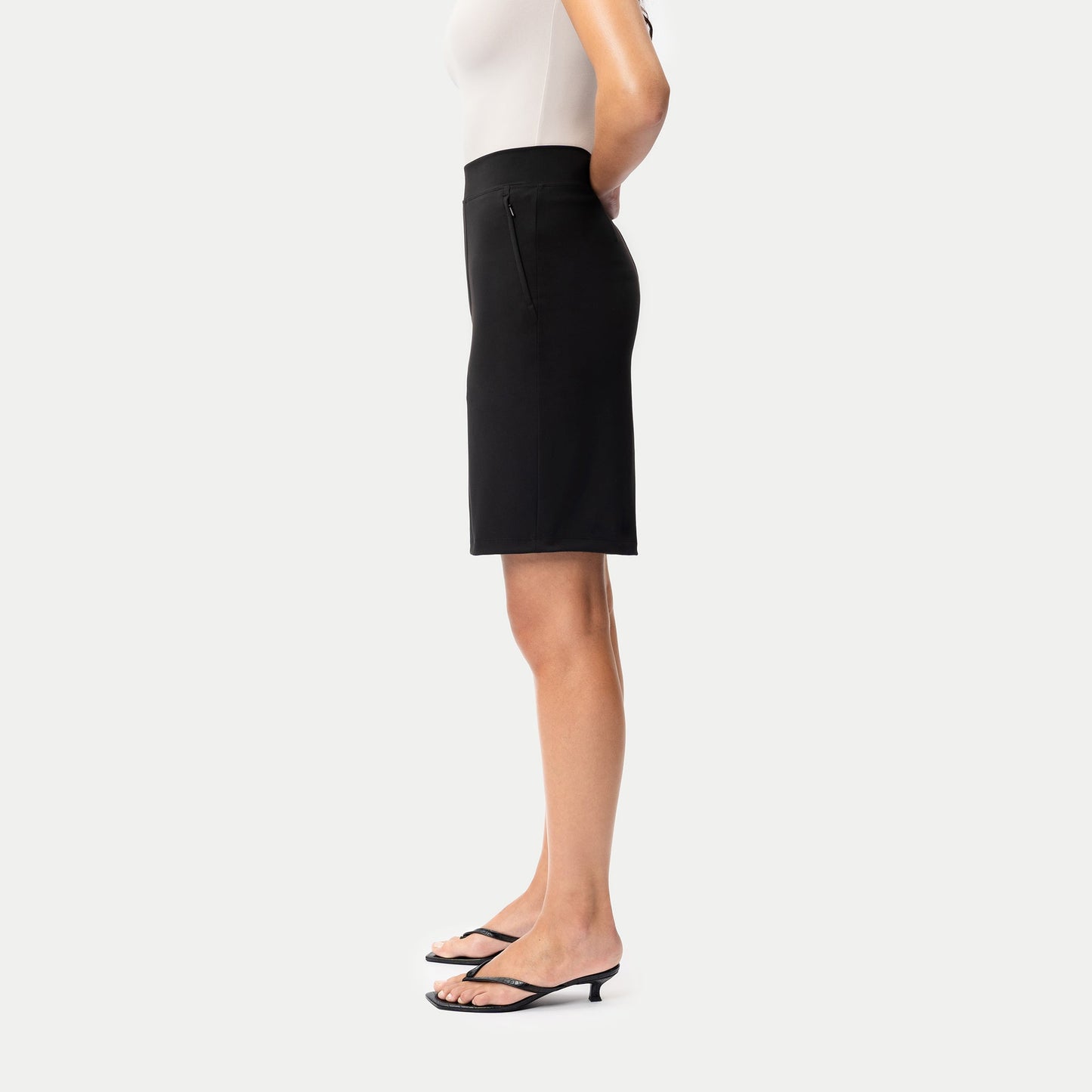 Asana Shorts