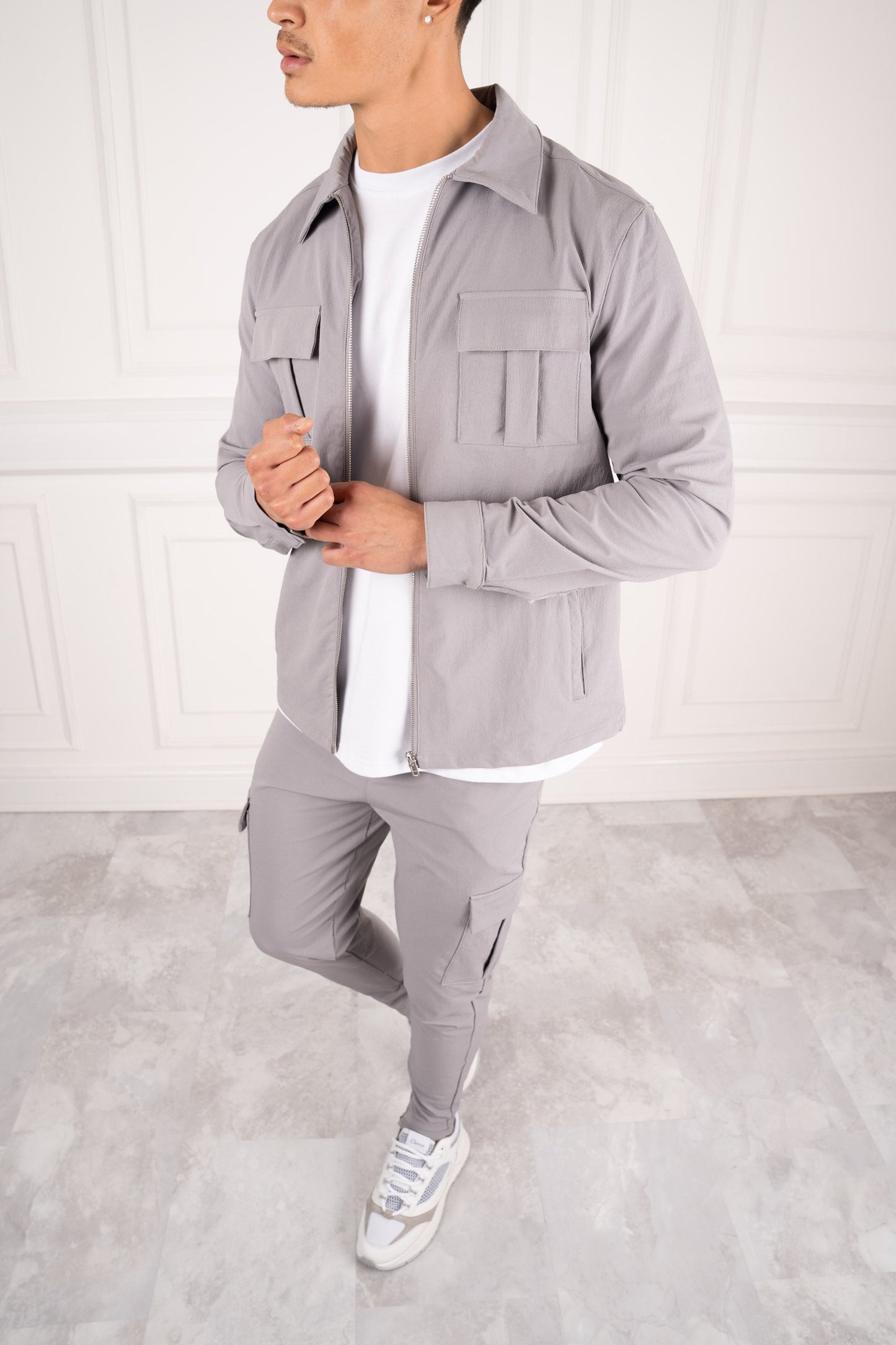 Chaqueta utilitaria Premium Cargo - Gris claro