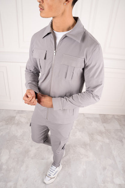 Chaqueta utilitaria Premium Cargo - Gris claro