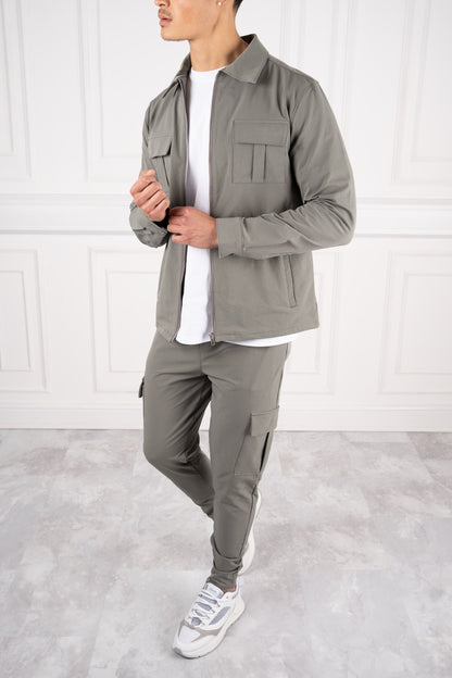 Chaqueta utilitaria Premium Cargo - Gris topo