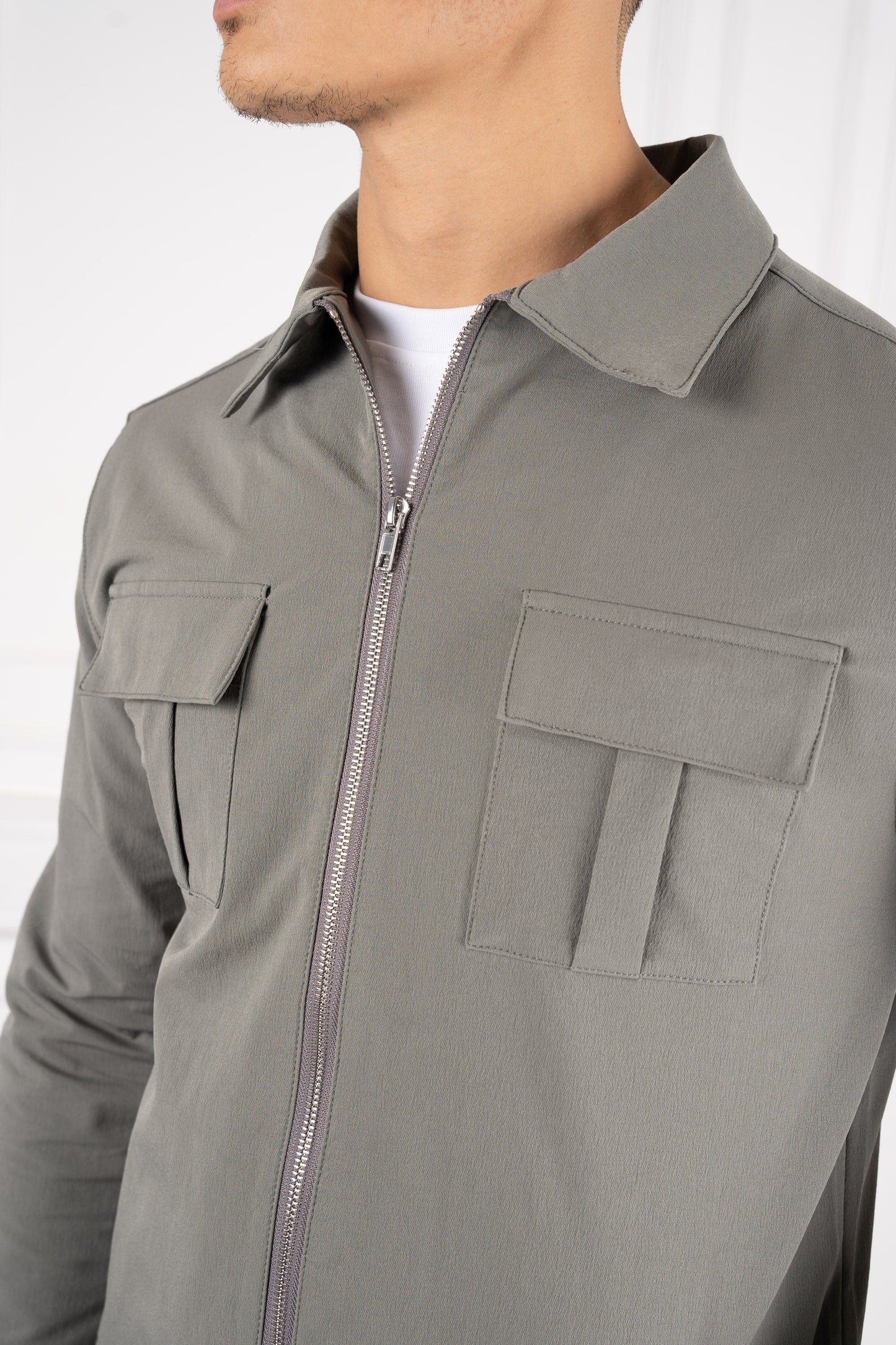 Chaqueta utilitaria Premium Cargo - Gris topo