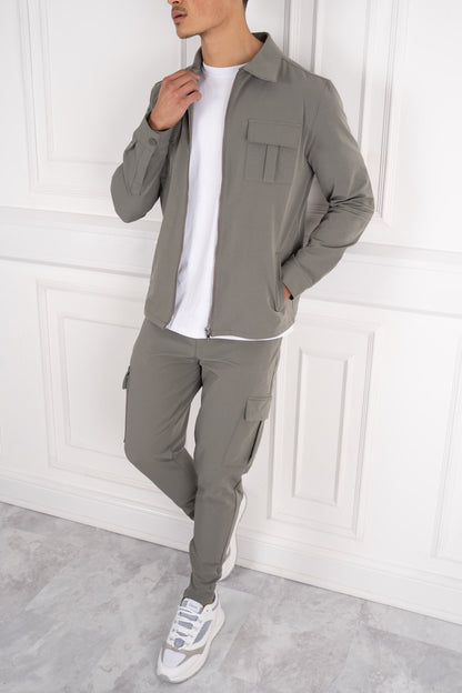 Chaqueta utilitaria Premium Cargo - Gris topo